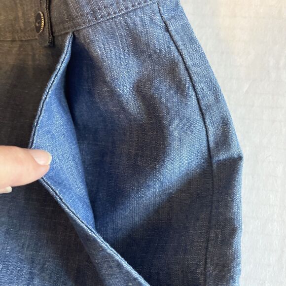 Isaac Mizrahi Shorts Women’s 14 Blue Chambray Cotton Slant Pockets Travel Beach - Picture 8 of 13